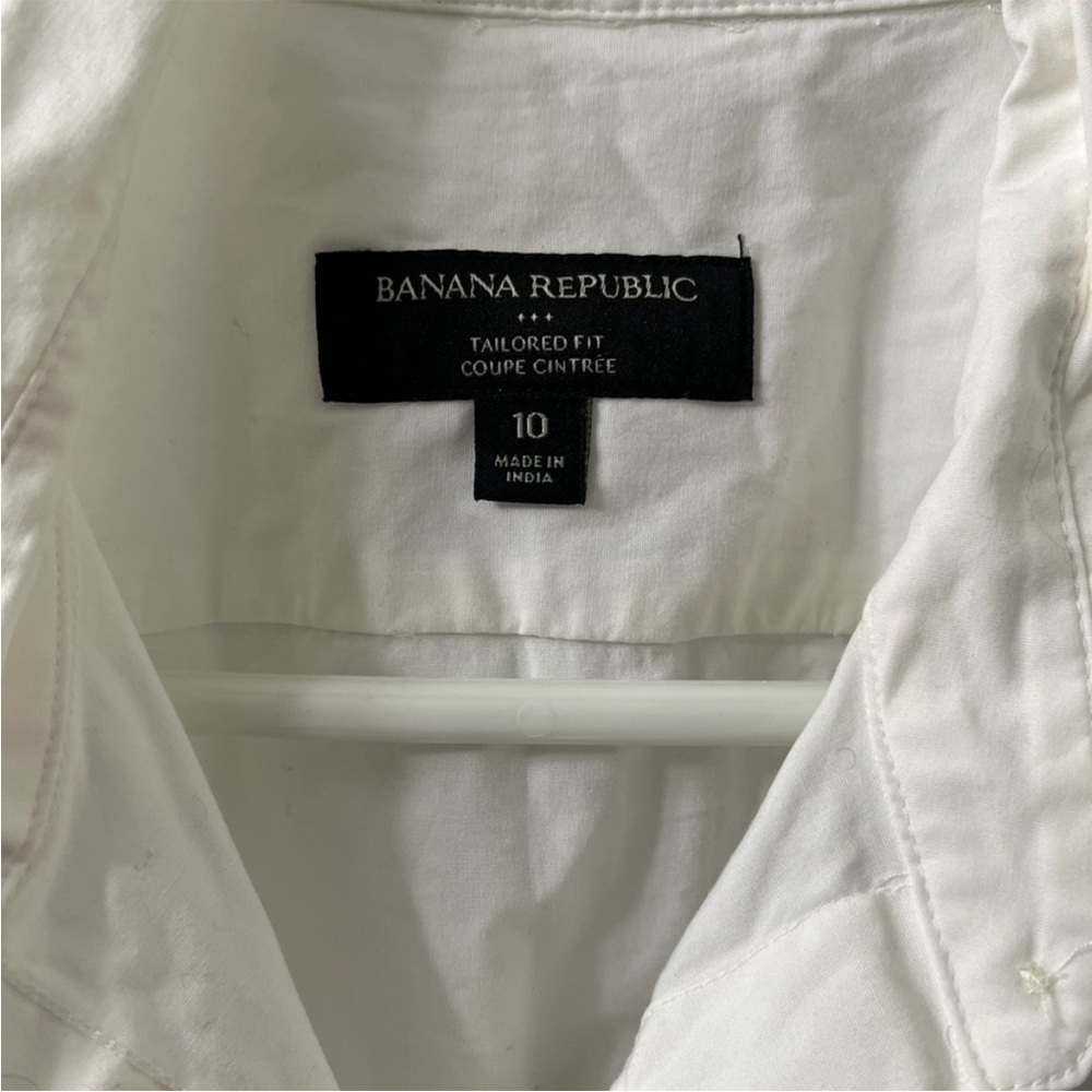 Banana Republic White Button-Up Shirt with Removable Bow - Picture 6 of 7